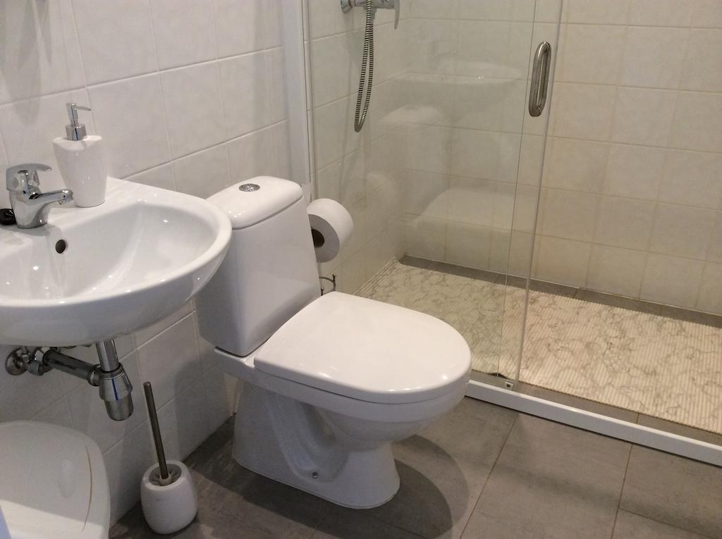 Udens Turisma Attistibas Centrs Baka Hotel Gaigalava Room photo